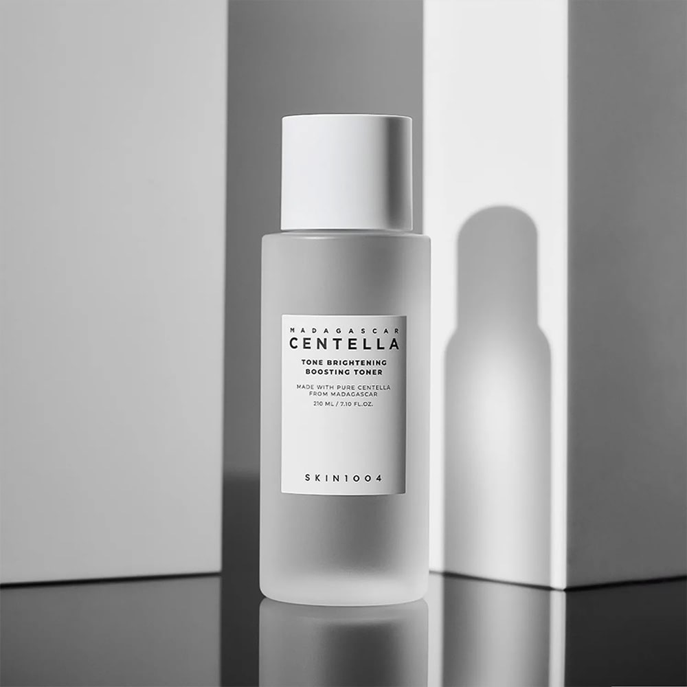 Toner iluminant Skin1004 Madagascar centella 210 ml