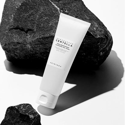 Spumă-gel pentru faţă Skin1004 Madagascar centella 125 ml